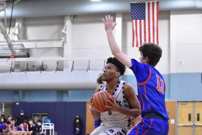 Wilsonville.La-Salle-Prep.boys-basketball.Dave-Ball.21